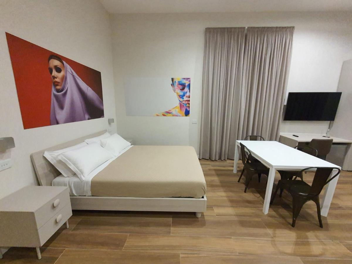 Toledo Place Наполи Екстериор снимка