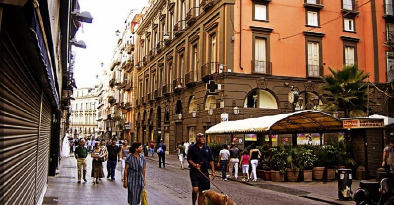 Toledo Place Наполи Екстериор снимка